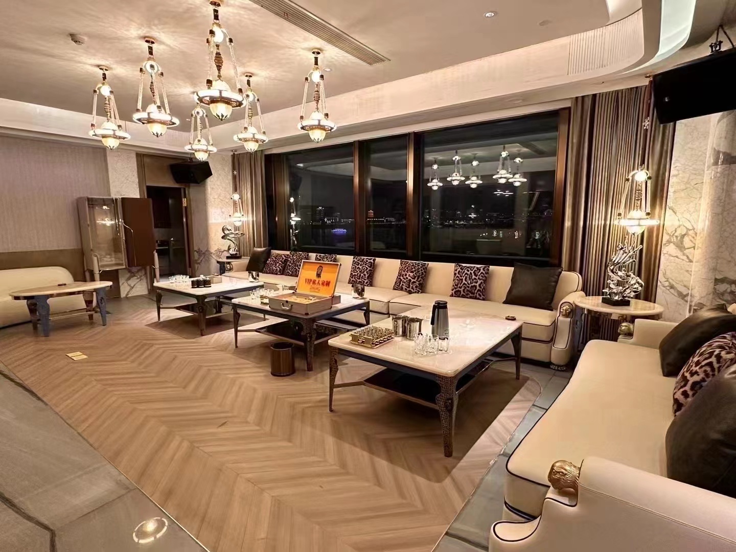 阳江ktv小时场订房指南-阳春市ktv预定